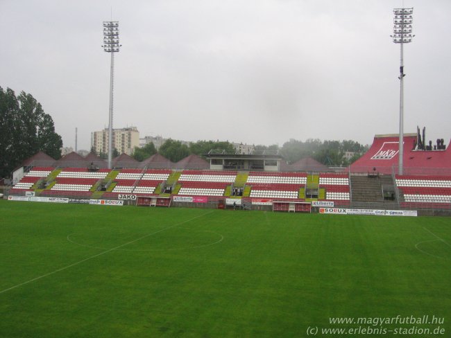 ground_012_003.jpg